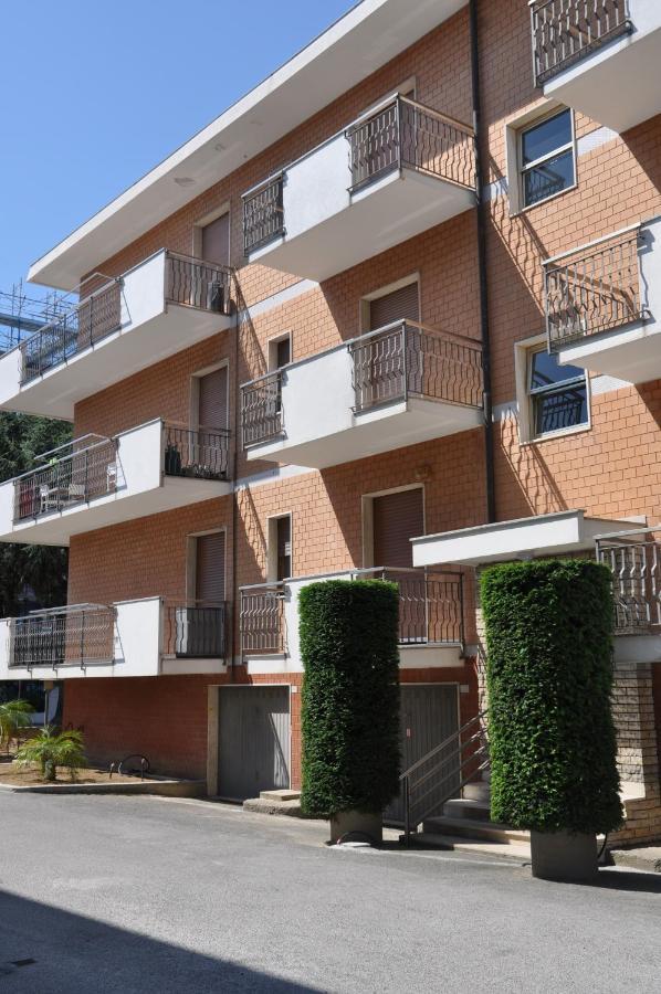 Viale Repubblica 307 6 Lägenhet Pietra Ligure Exteriör bild